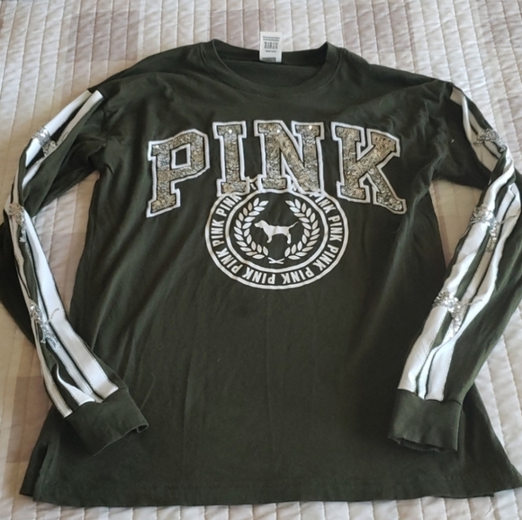 ISO 🚨 I'M LOOKING FOR THESE VS Pink items - Picture 14 of 15